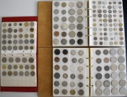 Alle Welt: Eine außergewöhnliche, liebevoll zusammengestellte Sammlung von insgesamt mehr als 1400 Münzen aus aller Welt. Auf 3 Alben verteilt eine Ko...