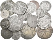 Alle Welt: Kleines Konvolut von 20 Silbermünzen ab dem 17. Jhd., dabei Brabant, Frankreich, Spanien u.w., interessantes Lot für den Spezialisten, eine...