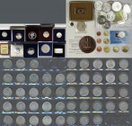 Alle Welt: Kleine Sammlung an diversen Silbermünzen (CHF, NLG, 1 OZ) und Medaillen (Schongau, Peiting), und andere.
 [differenzbesteuert]