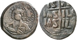 Anónima, atribuida a Romano III (1028-1034). Follis. (S. 1823) (Ratto 1977 a 1984 sim). 8,77 g. MBC+.