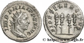PHILIPPUS
Type : Antoninien 
Date : 249 
Mint name / Town : Rome 
Metal : billon 
Millesimal fineness : 450  ‰
Diameter : 23  mm
Orientation dies : 7 ...