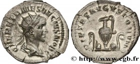 HERENNIUS ETRUSCUS
Type : Antoninien 
Date : 250 
Mint name / Town : Rome 
Metal : billon 
Millesimal fineness : 400  ‰
Diameter : 22  mm
Orientation ...