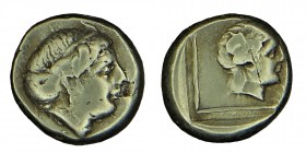 Lesbos. Midilli. elektrum, (412 - 378) BC. 
Vs: Head of the O with Tainia ve croissants on the right. Rs: Line square right-hand head of Dionysus with...