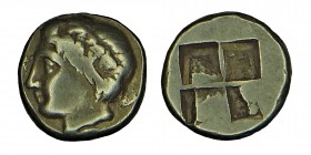 Lonia. Phokaia. electrum, (477 - 388) BC.
Vs: Head of juvenile, Dionysus with ivy wreath, connections, including seal after, Rs: Four-part square incl...