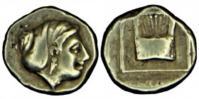 LESBOS, Mytilene. EL Hekte. Circa (412-378) BC.
Sixth Stater, Female head right, her hair in sakkos, wearing a pendant earring and necklace / Kithara ...