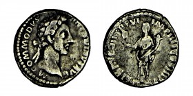 COMMODUS (177/192) AD
Silver, denarius Condition: good 
 2,80 gr. 17,9 mm.