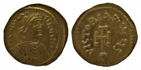 Constans II, Pogonatus (AD 641-668)
AV semisis Constantinople, AD 641-666. CONN CONSTAN-TINЧS PP AV is the fourth, draped and cut bust of Constans rig...