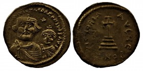 Heraclius Constantinus. (610-641)
AV-Solidus, 613/638, Constantinopolis; Both busts v. v.//cross on three steps. DOC 13; Sea 
 4,48 gr. 21,mm.