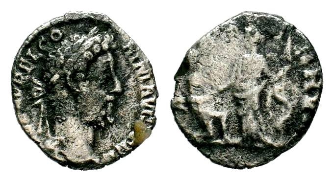 Commodus, 177-192. Denarius
Condition: Very Fine

Weight: 1,86 gr
Diameter: 16,7...