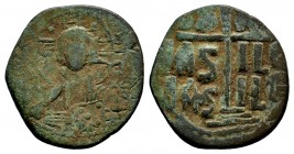 BYZANTINE EMPIRE. Time of Romanus III Argyrus. 1028-1034. Æ follis (anonymous). 
Condition: Very Fine

Weight: 12,84 gr
Diameter: 32,80 mm