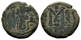 ARAB-BYZANTINE. Early Caliphate (636-660). Ae Fals. 
Condition: Very Fine

Weight: 4,25 gr
Diameter: 19,00 mm