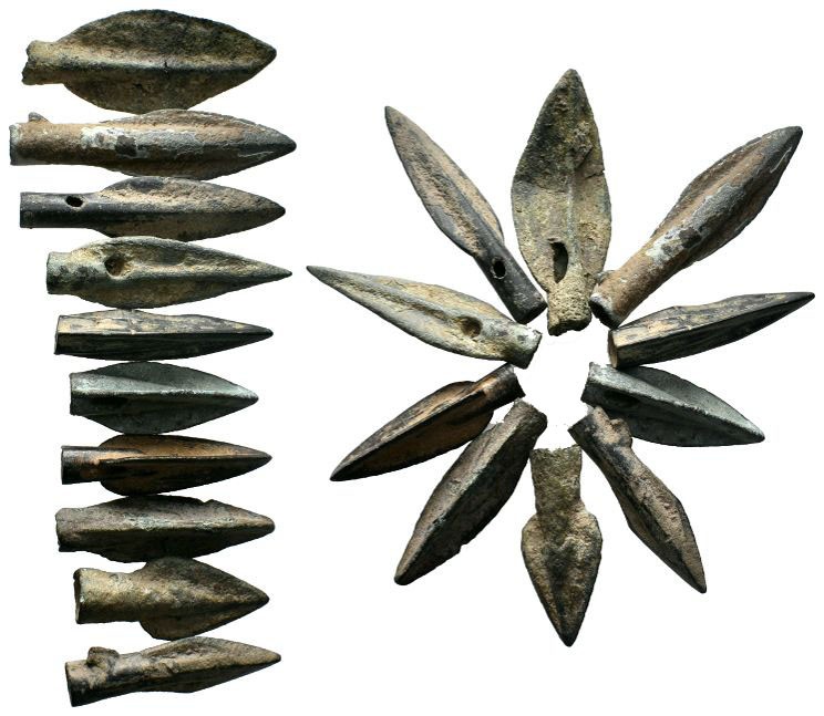 Lot of 10 Arrow Heads
Condition: Very Fine

Weight: 
Diameter: