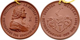 Deutschland
 Medaille 1953 Böttger, Erinnerung an die DDR, mit Band. Dresden. 14,1g. 42mm stgl