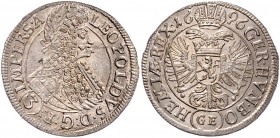 Leopold I. 1657 - 1705
 3 Kreuzer 1696 GE Prag. 1,70g. Her. 1463 var. stgl