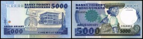 Banky Foiben`l Madagasikara (Francs/Ariary)
 5000 Francs/1000 Ariary o.D.(1983/87, Sign.1) P-69a I
