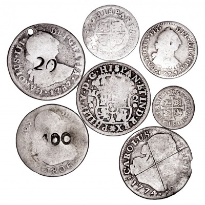MONARQUÍA ESPAÑOLA
LOTES DE CONJUNTO
Lote de 7 monedas. AR. Felipe V Real 1736...