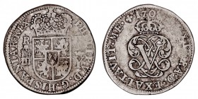 MONARQUÍA ESPAÑOLA
FELIPE V
2 Reales. AR. Segovia Y. 1708. 4,31 g. Cal.1383. Escasa. BC