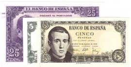 BILLETES
ESTADO ESPAÑOL, BANCO DE ESPAÑA
Lote de 3 billetes. 5 Pesetas 1951 y 1954, 25 Pesetas 1954 (pico doblado). Series. SC- a EBC+
