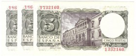 BILLETES
ESTADO ESPAÑOL, BANCO DE ESPAÑA
5 Pesetas. 22 Julio 1954. Sin serie. Lote de 3 billetes. ED.D67. SC
