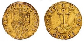 FERRARA. Alfonso d'Este I Duca 1505-1534 Scudo d'oro del sole D/ Stemma d'Este. R/  la croce del Calvario, sul braccio destro appoggiata la lancia, e ...