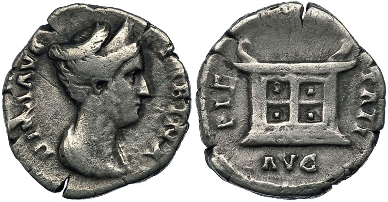 SABINA (esposa de Adriano). Denario. Roma (138-139) A/ Busto diademado y drapead...