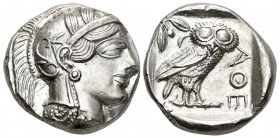 Attica. Tetradracma. 454-404 a.C. Athens. (Gc-2526). (Sng Cop-31). Anv.: Cabeza de Atenea con casco a derecha. Rev.: Lechuza a derecha, mirando de fre...