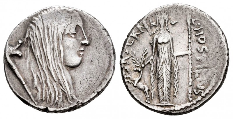 Hostilius. Denario. 48 a.C. Rome. (Ffc-756). (Craw-448/3). (Cal-624). Anv.: Cabe...