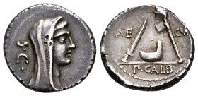 Sulpicius. Denario. 69 a.C. Rome. (Ffc-1135). (Craw-406/1). (Cal-1290). Anv.: Cabeza velada de Vesta a derecha, detrás SC. Rev.: Cuchillo de sacrifici...