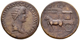 Agrippina. Sestercio. 14-37 d.C. Rome. (Ric-55). (Ch-1). Anv.:  AGRIPPINA MF MAT C CAESARIS AVGVSTI. Busto de Agripina a derecha. Rev.: SPQR MEMORIAE ...