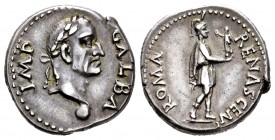 Galba. Denario. 68 d.C. Tarraco. (Ric-27). (Ch-209). Anv.: IMP GALBA. Busto laureado a derecha, debajo un globo. Rev.: ROMA RENASCENS. Roma avanzando ...