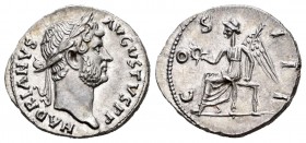 Hadrian. Denario. 125-128 d.C. Rome. (Spink-no cita). (Ric-345). (Seaby-363). Anv.: HADRIANVS AVGVSTVS P P. Busto laureado a derecha. Rev.: COS III. V...