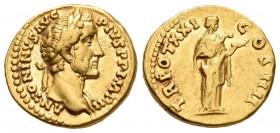 Antoninus Pius. Áureo. 157-158 d.C. Rome. (Cal-1683). Anv.: ANTONINVS AVG PIVS P P IMP II. Busto laureado a derecha. Rev.: TR POT XXI COS IIII. Salus ...
