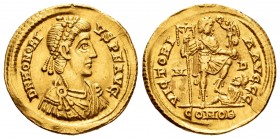 Honorius. Sólido. 402-403 d.C. Mediolanum. (Spink-20916). (Ric-1206). (Ch-44). Anv.: DN HONORIVS PF AVG. Busto diademado y revestido a derecha. Rev.: ...