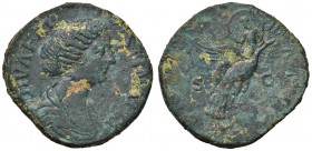 Faustina II (moglie di M. Aurelio) Sesterzio – Busto a d. – R/ Faustina seduta su pavone a d. – RIC 1702 AE (g 20,99) RR Corrosioni
BB