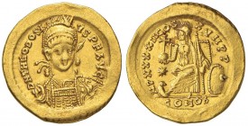 Teodosio II (408-450) Solido (Costantinopoli) Busto elmato di fronte con lancia e scudo - R/ Costantinopoli seduta a s. – RIC 323 AU (g 4,46) Modesti ...