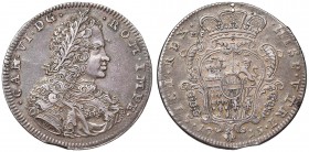 NAPOLI Carlo VI (1711-1734) Mezzo ducato 1715 – MIR 322 AG (g 10,86) R Bella patina 
BB+