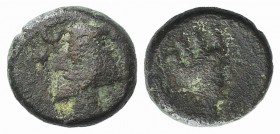 Kings of Parthia, Phraates IV (c. 38/7-2 BC). Æ Chalkous (11.5mm, 2.60g, 12h). Ekbatana. Diademed bust l.; to l., crescent above star. R/ Bust of Tych...