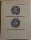 AA. VV. Greek Coins, 1950-1963. Museum of Fine Arts, Boston. October House Inc., New York 1964. Catalogo di 325 monete. Tela editoriale con sovraccope...