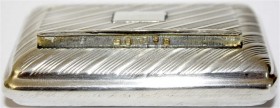 Varia, Silber, Großbritannien
Schnupftabakdose, Birmingham 1787 des Herstellers John Shaw. Innenvergoldung. 65 X 40 X 15 mm; 46,76 g.