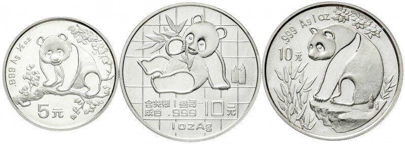 CHINA und Südostasien, China, Lots der Volksrepublik China
3 Silbermünzen mit P...