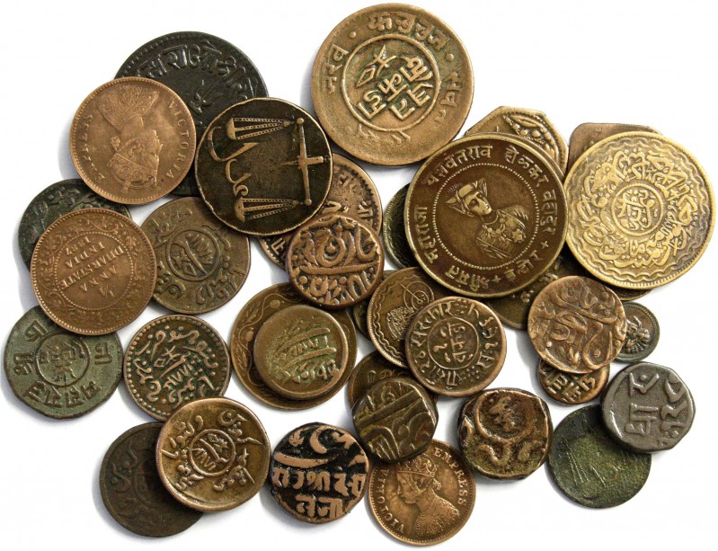 CHINA und Südostasien, Indien, Lots
37 Kupfer- und Bronzemünzen der Prinzenstaa...