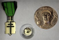 Ausländische Münzen und Medaillen, Frankreich, Fünfte Republik, seit 1958
Prestige Set 2010 mit 2 Euro Charles De Gaulle in PP, Bronzemedaille 220 g....