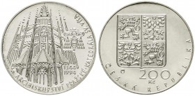 Ausländische Münzen und Medaillen, Tschechische Republik
200 Korun Silber (Rand glatt) 1994. 650 Jahre Erzbistum Prag. Auflage nur 2500 Ex. 
Poliert...