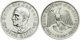 Medaillen, Drittes Reich
Silbermedaille 1933, Preuss. Staatsmünze, auf Hitler und die Machtergreifung. Büste Hitler l./ Adler mit Hakenkreuz auf Brus...