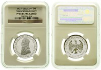 Weimarer Republik, Gedenkmünzen, 3 Reichsmark Tübingen
1927 F. Im NGC-Blister mit Grading PF 66 ULTRA CAMEO. 
Polierte Platte, Prachtexemplar, sehr ...