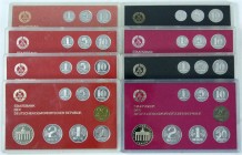 Klein- und Kursmünzen der DDR, Kursmünz- und Gedenksätze
Komplettsammlung aller Kursmünzensätze 1982 bis 1989. 8 verschiedene, alle in Originalverpac...