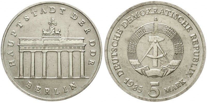 Gedenkmünzen der DDR
5 Mark 1985 A, Brandenburger Tor. Auflage nur 3000 Ex. 
f...