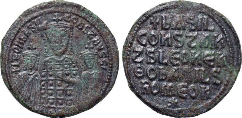 BASIL I the MACEDONIAN with LEO VI and CONSTANTINE (867-886). Follis. Constantin...