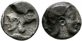 MYSIA.Lampsakos 500-450 BC. AR Diobol

Condition: Very Fine

Weight: 0.9 gr
Diameter: 9 mm