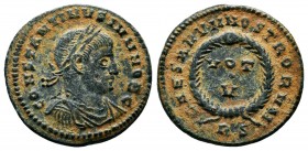 Constantinus II , as Caesar (316-337 AD). AE Follis

Condition: Very Fine

Weight: 2.7 gr
Diameter: 20 mm